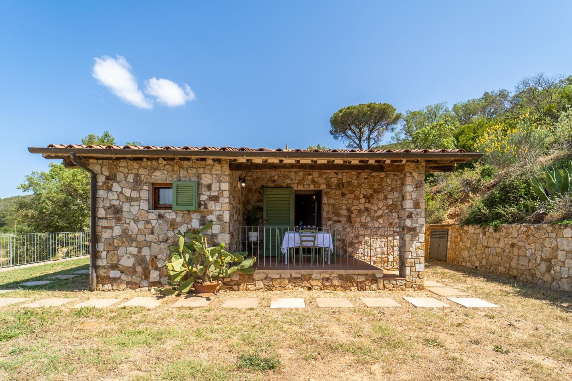 Villino La Tenuta Where The Sea Meets The Land - Goelba * Porto Azzurro